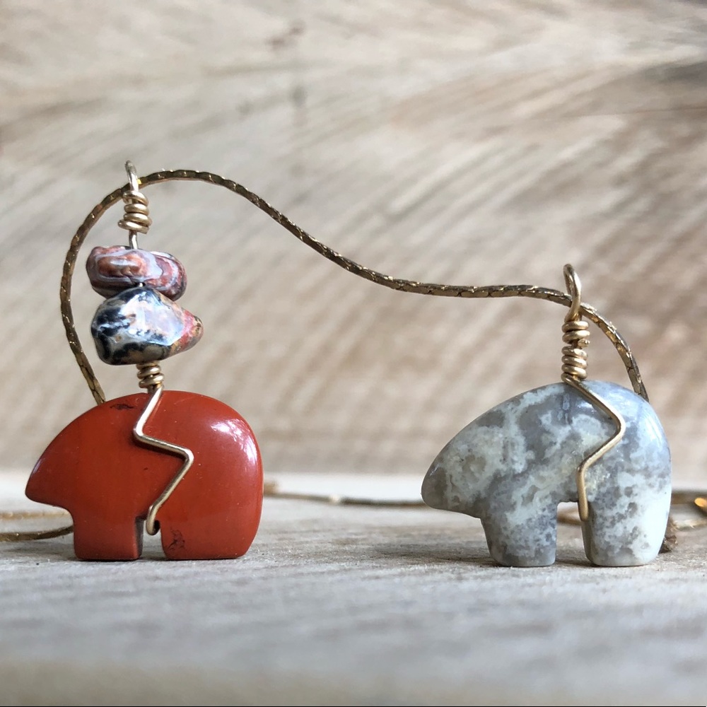 Vintage Zuni Fetish Bear Poppy Jasper Necklace